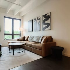 Above The Roots | Stylish 1BD on the Square