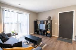 THE BLACK STRAT – an iconic, new age apartment