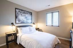 THE BLACK STRAT – an iconic, new age apartment