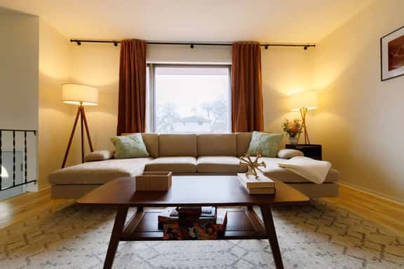 Cozy Home | Near Downtown + Workspace - Image 1