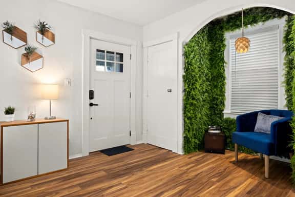 The Heights Hideaway: a Spacious 2BR Gem - Image 1