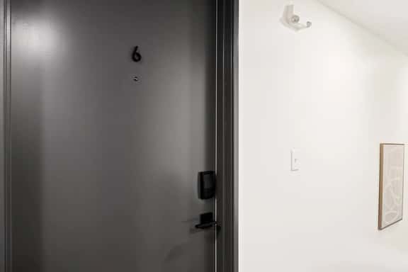 The Silo 6 - 1BD Modern Abode - Image 1