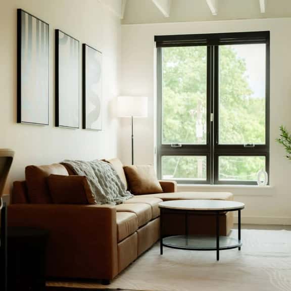 Above The Roots | Classy 1BD Escape - Image 1