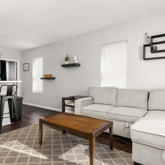 Cottage on Duryea - Cozy 1BD home in the Heights - Image 1