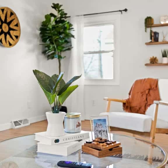 The Record Lounge - a Trendy 2BD - Image 1