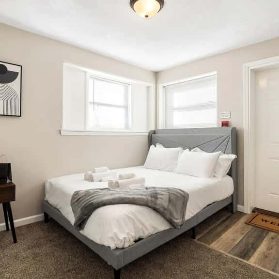 the susan: a cozy, comfy 1bd suite - Image 1