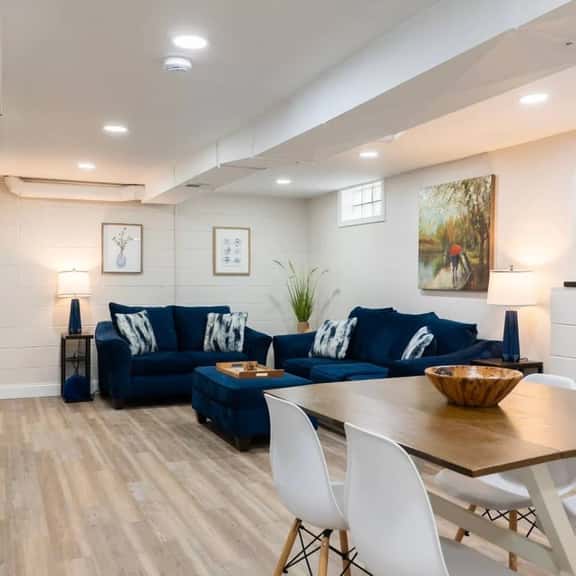 Sciota Suite | Private Entrance & Workspace - Image 1
